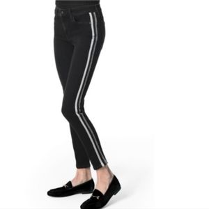 Joe's The Charlie High Rise Skinny Ankle Flawless Black Size 27
